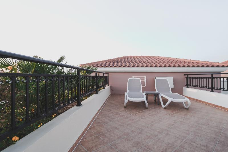 Zeus Village (Adults Only) Daratsos ภายนอก รูปภาพ